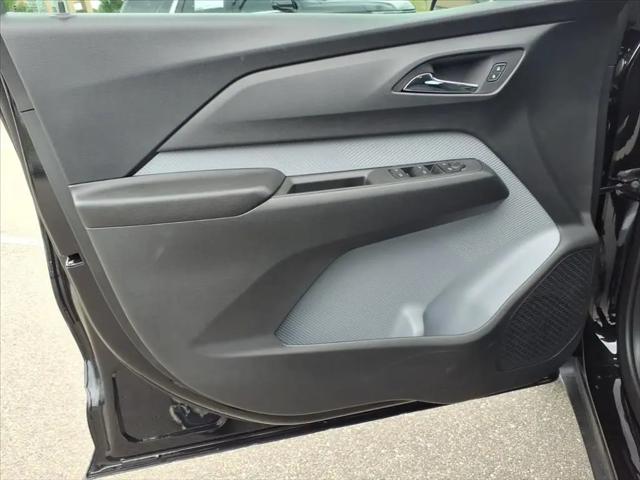 2027 Chevrolet Bolt LT FWD