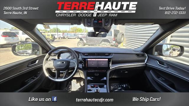 2026 Jeep Grand Cherokee L Altitude 4x4