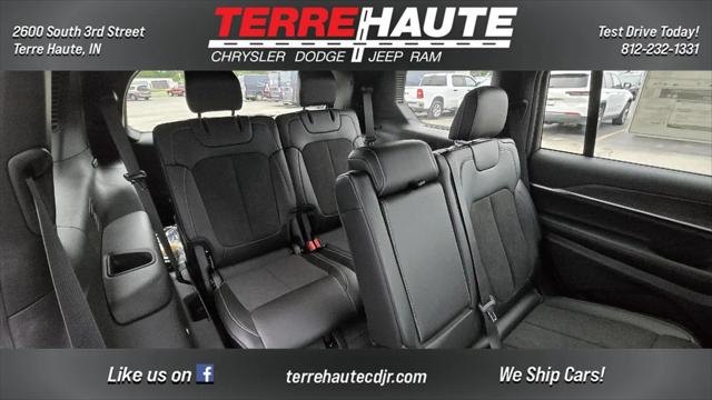 2026 Jeep Grand Cherokee L Altitude 4x4