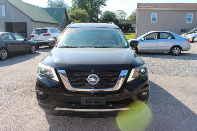 2017 Nissan Pathfinder SV