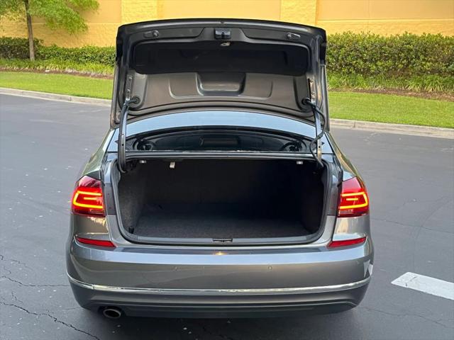 2017 Volkswagen Passat 1.8T SE