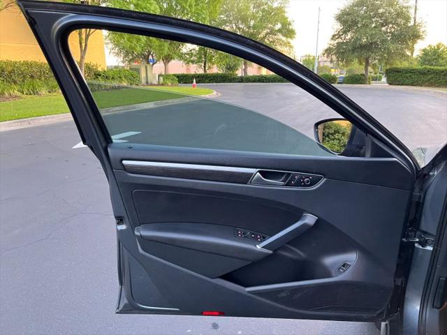 2017 Volkswagen Passat 1.8T SE
