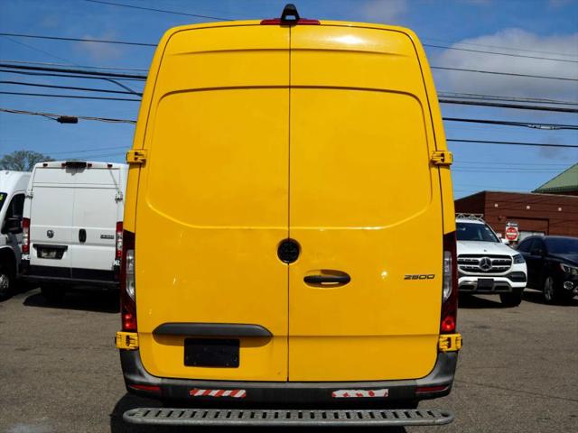 2021 Mercedes-Benz Sprinter 2500 High Roof I4