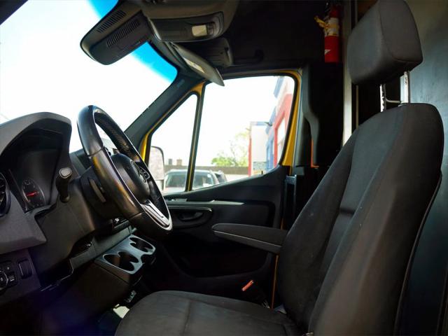 2021 Mercedes-Benz Sprinter 2500 High Roof I4