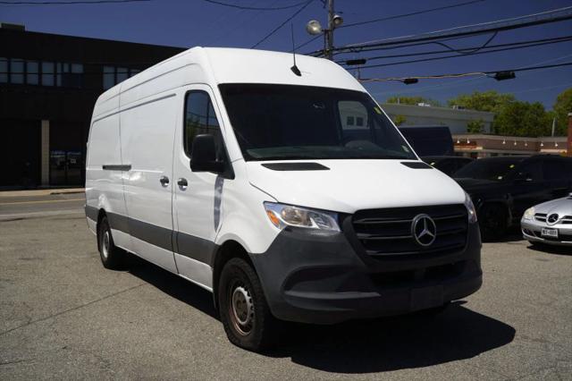 2023 Mercedes-Benz Sprinter 2500 High Roof 4-Cyl Gas