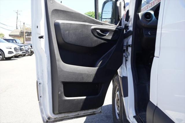 2023 Mercedes-Benz Sprinter 2500 High Roof 4-Cyl Gas