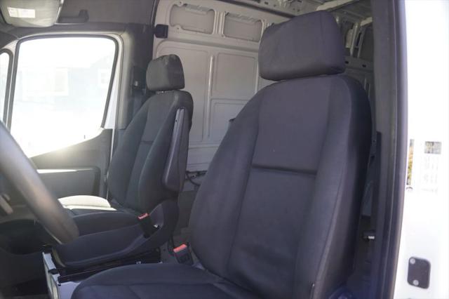 2023 Mercedes-Benz Sprinter 2500 High Roof 4-Cyl Gas