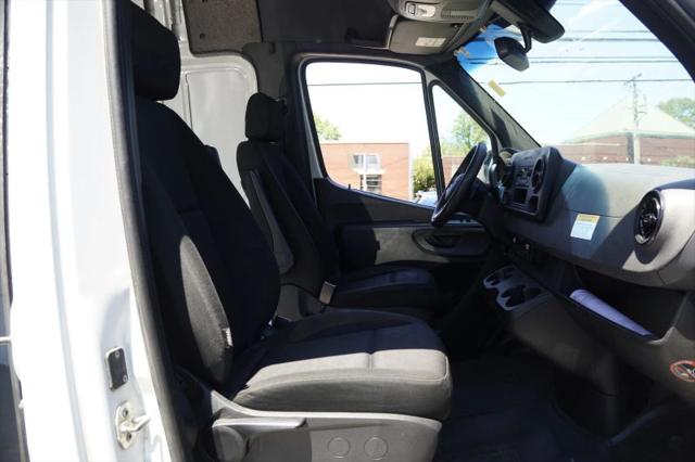 2023 Mercedes-Benz Sprinter 2500 High Roof 4-Cyl Gas