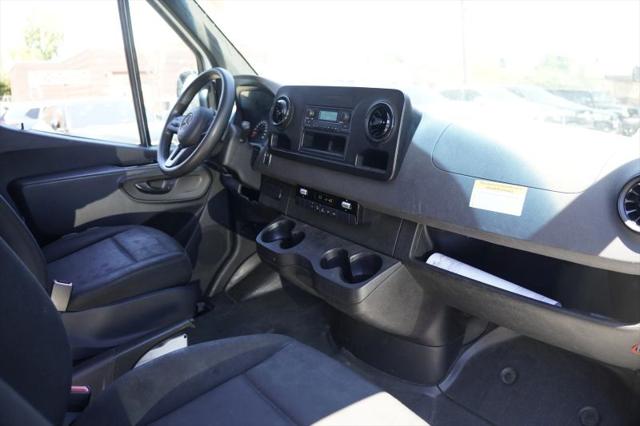 2023 Mercedes-Benz Sprinter 2500 High Roof 4-Cyl Gas