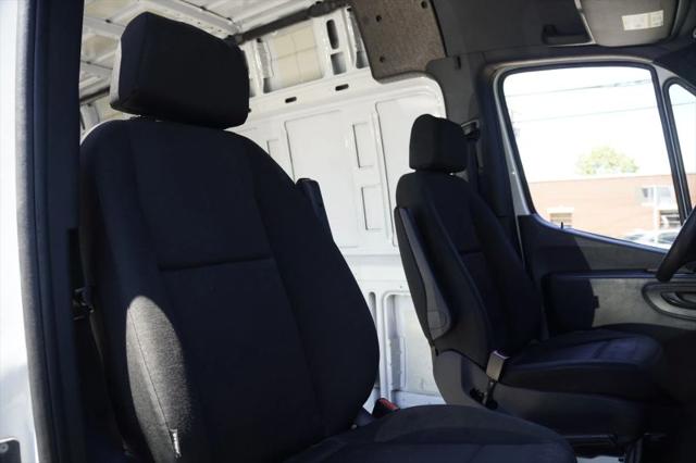 2023 Mercedes-Benz Sprinter 2500 High Roof 4-Cyl Gas
