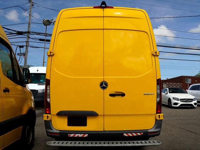 2021 Mercedes-Benz Sprinter 2500 High Roof I4