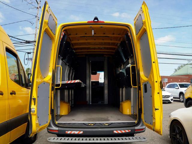 2021 Mercedes-Benz Sprinter 2500 High Roof I4
