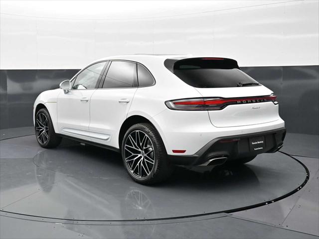 2026 Porsche Macan AWD