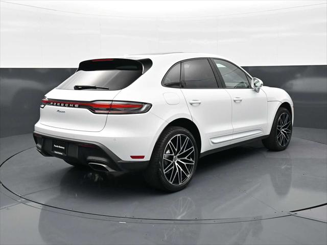 2026 Porsche Macan AWD