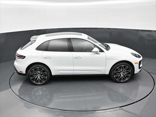 2026 Porsche Macan AWD