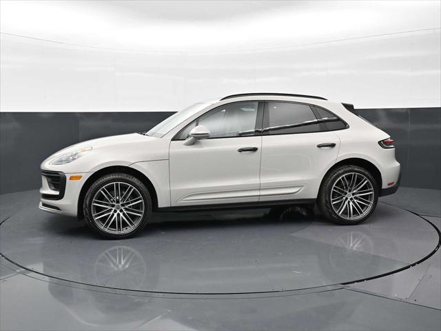 2026 Porsche Macan AWD