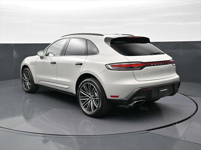 2026 Porsche Macan AWD