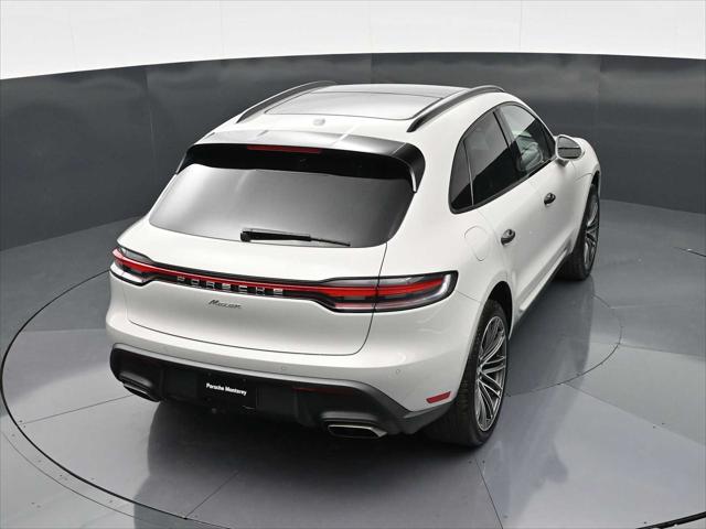 2026 Porsche Macan AWD