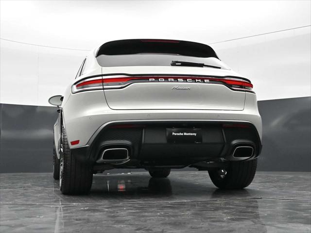 2026 Porsche Macan AWD