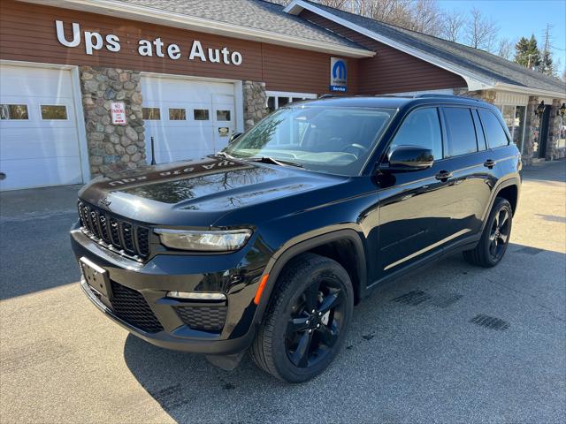 2023 Jeep Grand Cherokee Limited 4x4 for sale in Saranac Lake, NY