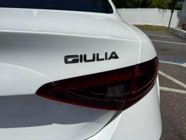 2017 Alfa Romeo Giulia RWD