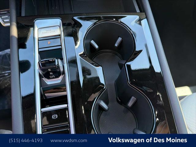 2026 Volkswagen Atlas Cross Sport SEL Premium R-Line
