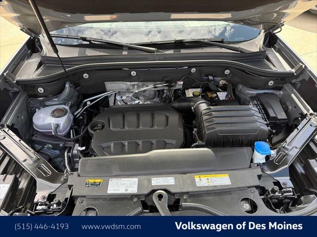 2026 Volkswagen Atlas Cross Sport SE with Technology