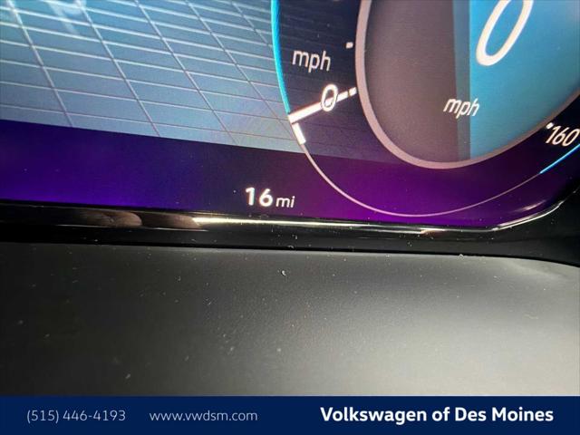 2026 Volkswagen Atlas Cross Sport SE with Technology