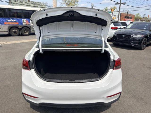 2019 Hyundai Accent SE