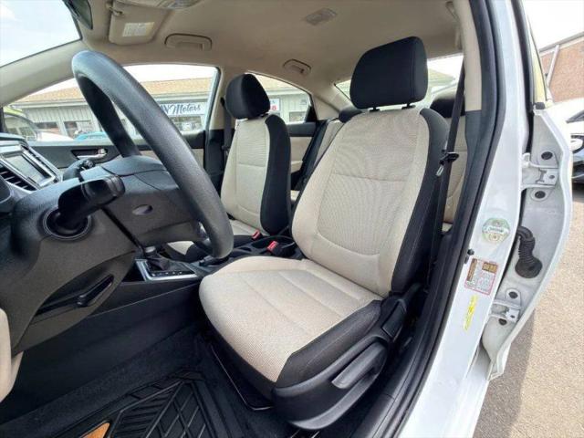 2019 Hyundai Accent SE