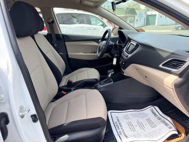 2019 Hyundai Accent SE