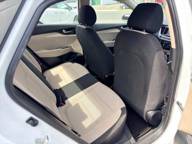 2019 Hyundai Accent SE
