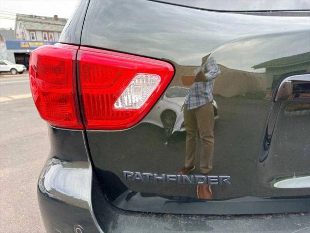 2020 Nissan Pathfinder SL 4WD