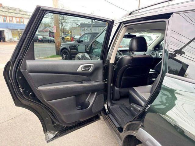 2020 Nissan Pathfinder SL 4WD