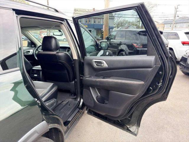 2020 Nissan Pathfinder SL 4WD
