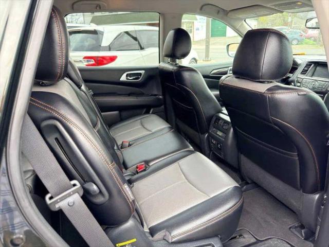 2020 Nissan Pathfinder SL 4WD