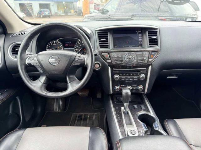 2020 Nissan Pathfinder SL 4WD