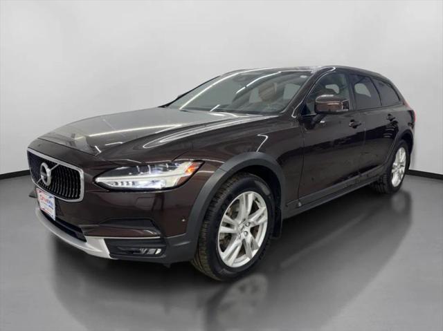 2018 Volvo V90 Cross Country T5