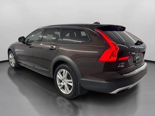 2018 Volvo V90 Cross Country T5