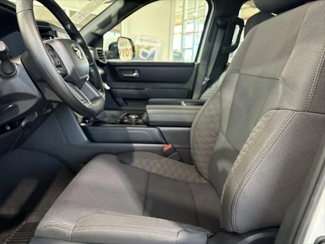 2026 Toyota Tundra SR5 CrewMax 5.5' Bed
