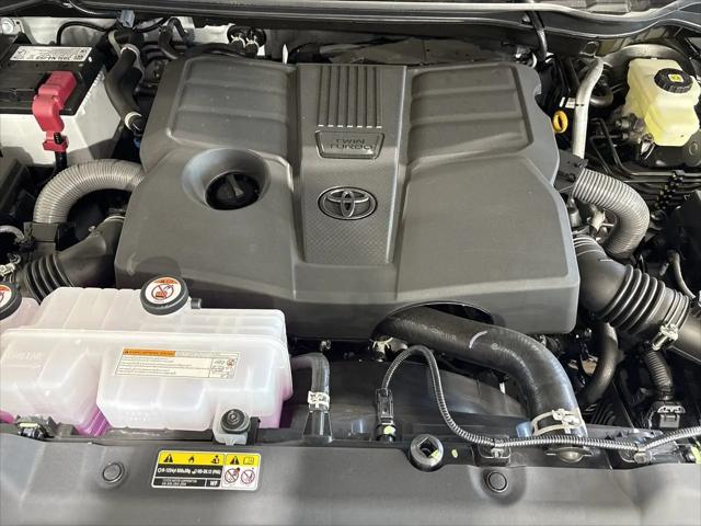 2026 Toyota Tundra SR5 CrewMax 5.5' Bed