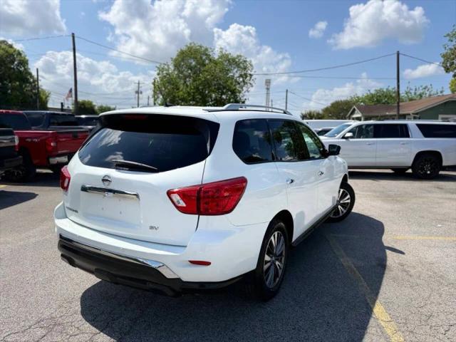 2017 Nissan Pathfinder SV