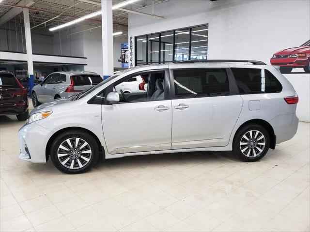 2020 Toyota Sienna LE