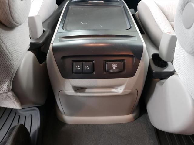 2020 Toyota Sienna LE