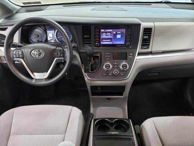 2020 Toyota Sienna LE