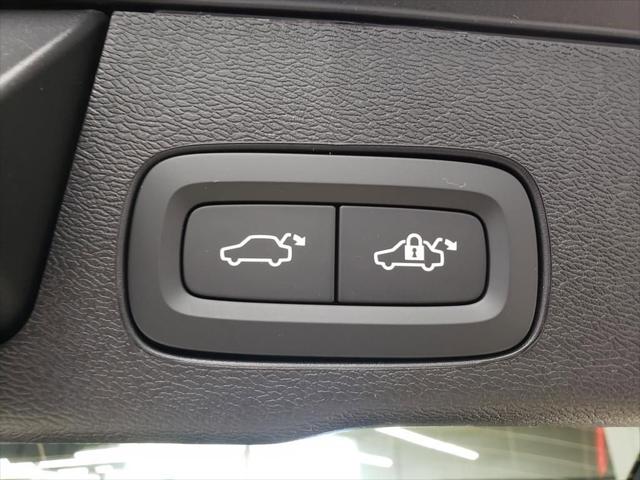 2026 Volvo XC60 B5 Core