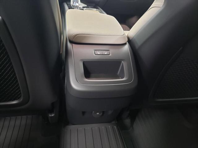 2026 Volvo XC60 B5 Core
