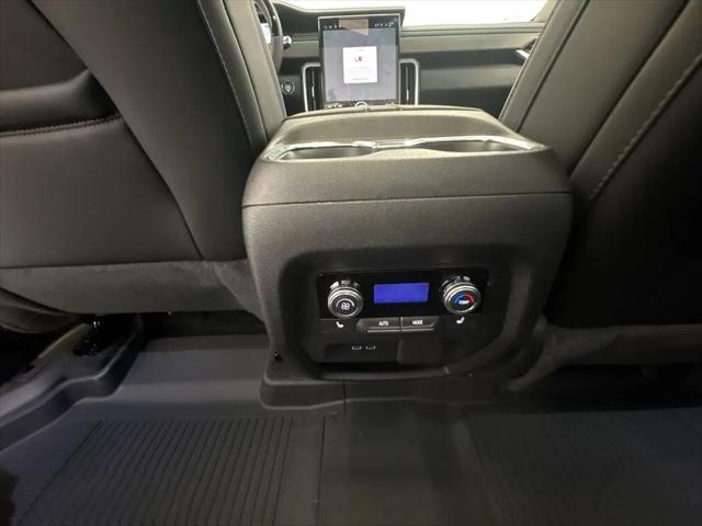 2026 GMC Acadia Denali FWD
