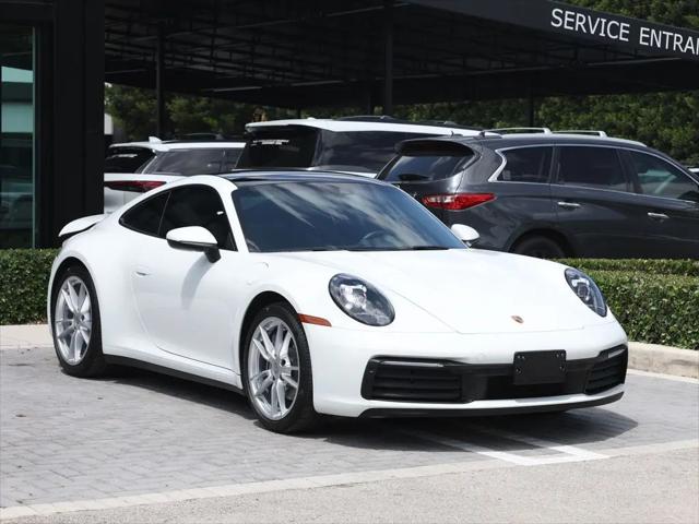 2020 Porsche 911 Carrera