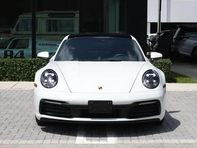 2020 Porsche 911 Carrera